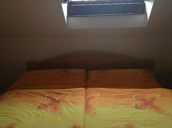 Podhradí 2*